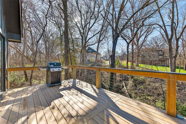 1701 NW 3rd Street, Bentonville, AR 72712