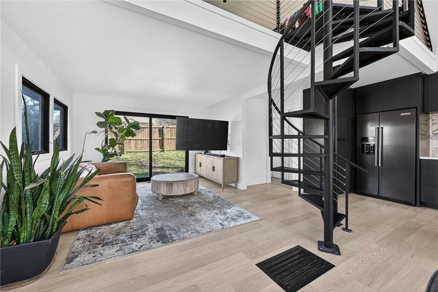 1701 NW 3rd Street, Bentonville, AR 72712