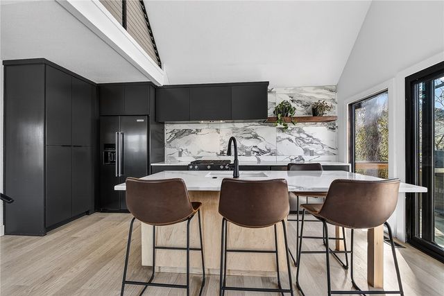 1701 NW 3rd Street, Bentonville, AR 72712