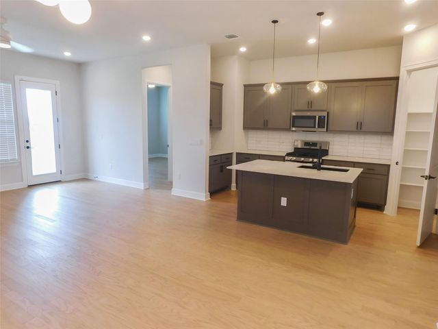 11808 DILLON FALLS DR, Austin, TX 78747