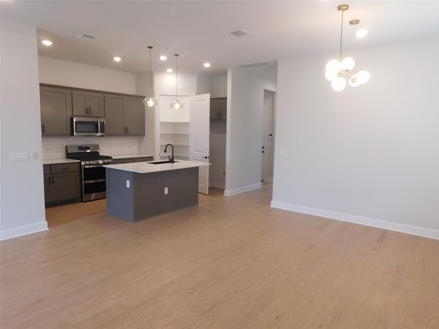 11808 DILLON FALLS DR, Austin, TX 78747