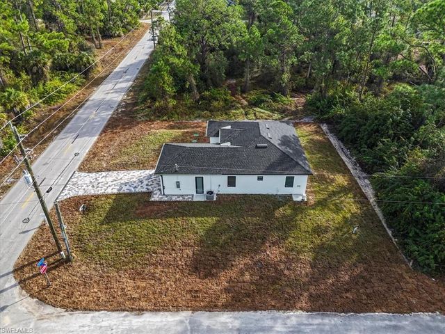 1807 W 17th ST, Lehigh Acres, FL 33972