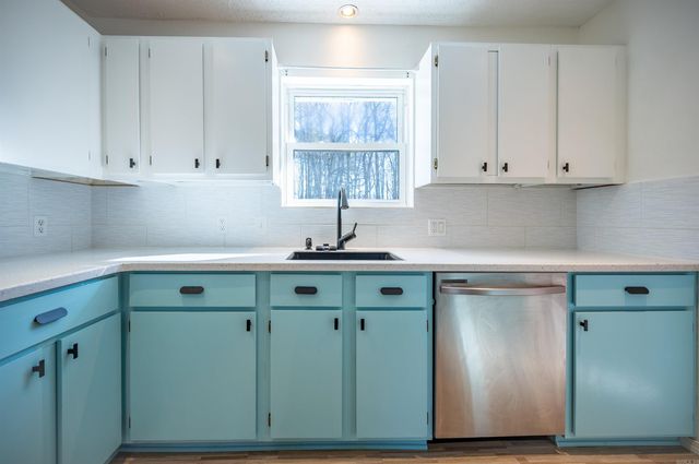 635 S Oak Grove Road, Lonoke, AR 72086