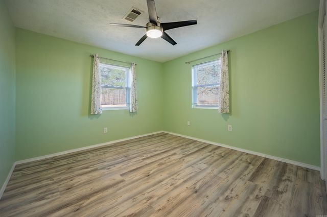 635 S Oak Grove Road, Lonoke, AR 72086