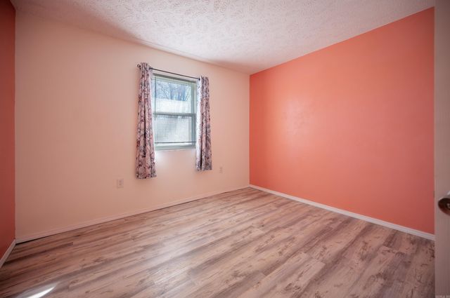 635 S Oak Grove Road, Lonoke, AR 72086