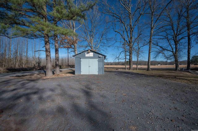 635 S Oak Grove Road, Lonoke, AR 72086