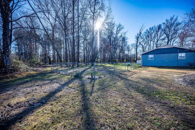 635 S Oak Grove Road, Lonoke, AR 72086