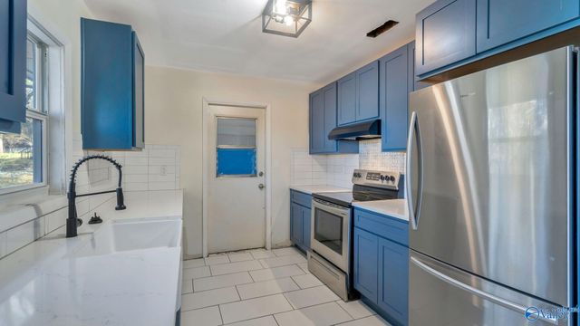 5009 Rickwood Court NW, Huntsville, AL 35810