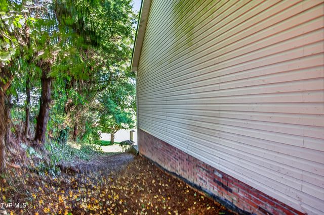 308 Car-Mol Drive 1, Johnson City, TN 37601