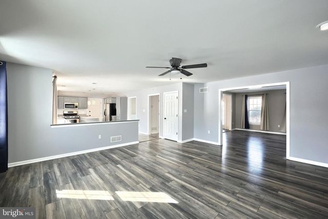 1770 HERMAN DR, York, PA 17408