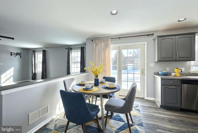 1770 HERMAN DR, York, PA 17408