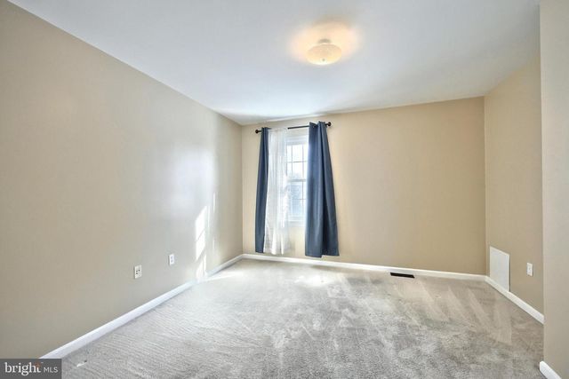 1770 HERMAN DR, York, PA 17408