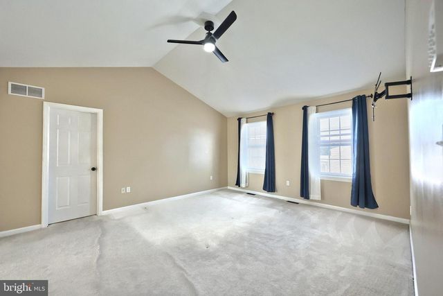 1770 HERMAN DR, York, PA 17408