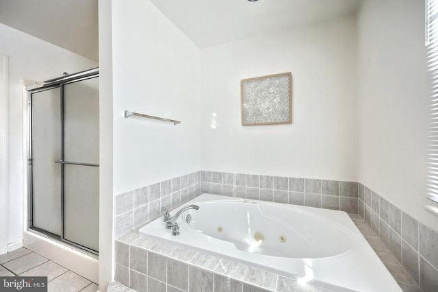 1770 HERMAN DR, York, PA 17408