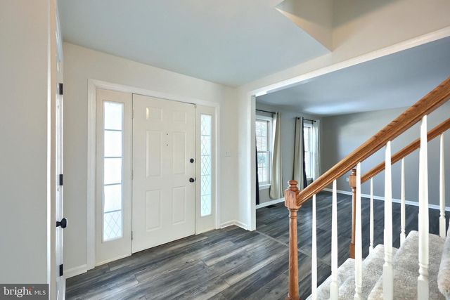 1770 HERMAN DR, York, PA 17408