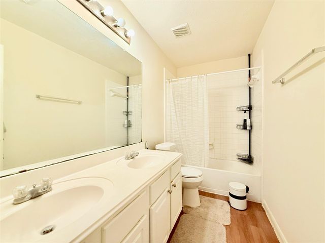 8418 Manassas Lane, Houston, TX 77083
