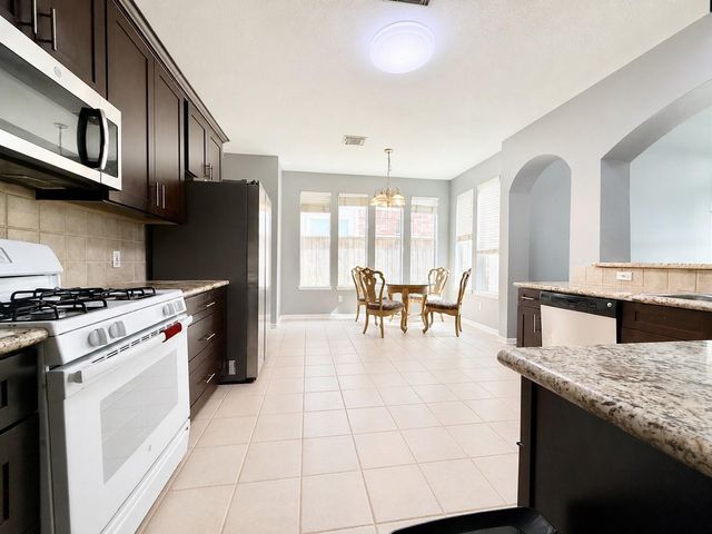 8418 Manassas Lane, Houston, TX 77083