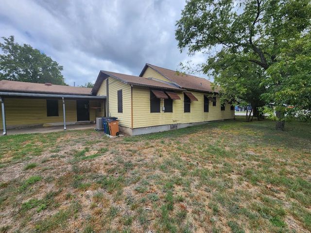 808 Montopolis DR, Austin, TX 78741