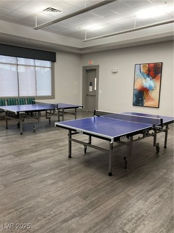 122 Broken Putter Way, Las Vegas, NV 89148