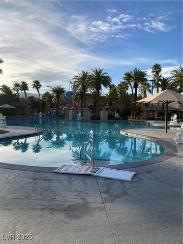 122 Broken Putter Way, Las Vegas, NV 89148