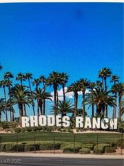 122 Broken Putter Way, Las Vegas, NV 89148