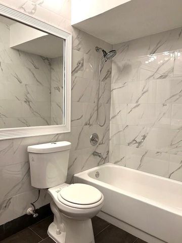 10110 NW 5th Street, Plantation, FL 33324