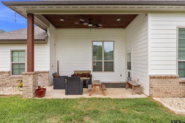 21235 Dogwood Dr, Flint, TX 75762