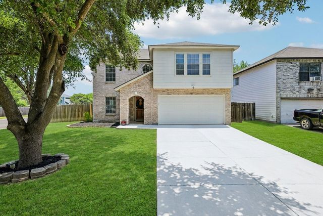 401 Emerald Fields LN, Kyle, TX 78640