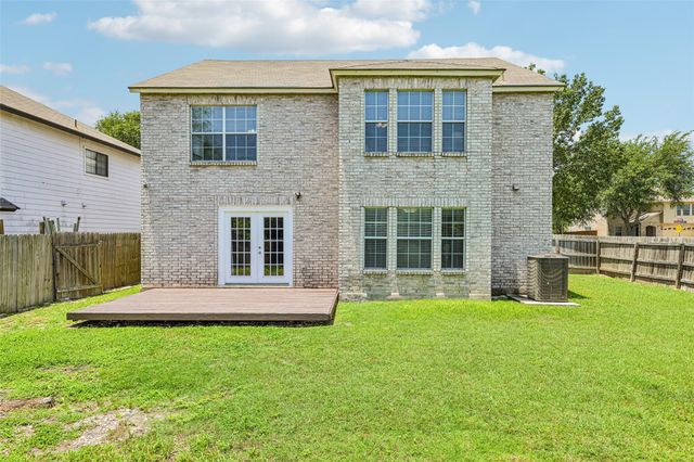 401 Emerald Fields LN, Kyle, TX 78640