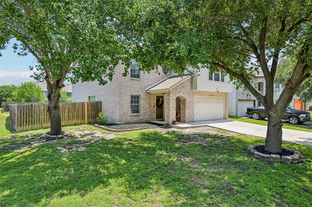 401 Emerald Fields LN, Kyle, TX 78640
