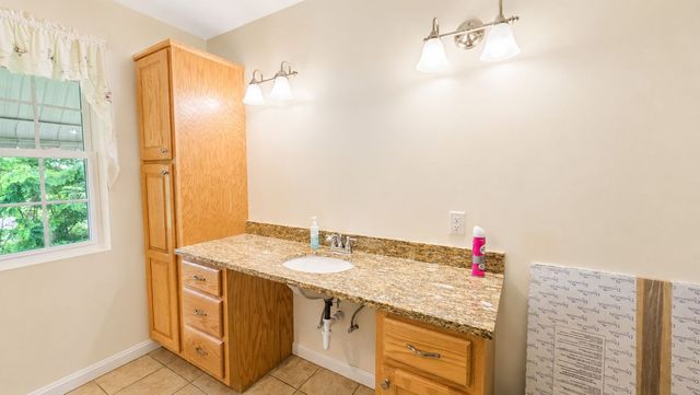 2843 Leechburg ROAD, Lower Burrell, PA 15068