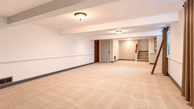 2843 Leechburg ROAD, Lower Burrell, PA 15068