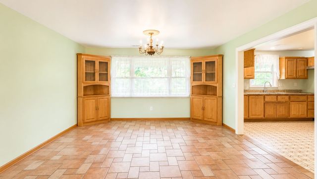 2843 Leechburg ROAD, Lower Burrell, PA 15068