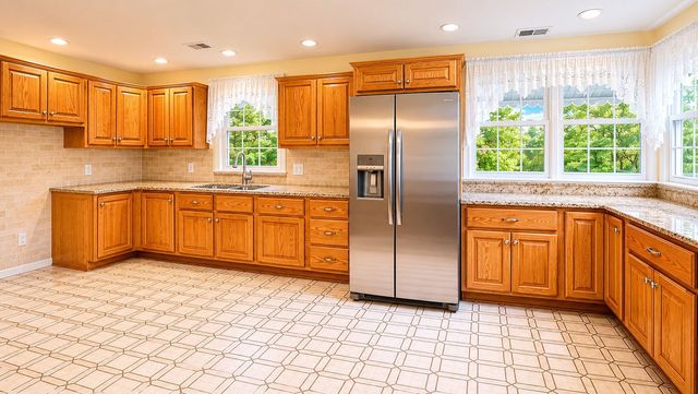 2843 Leechburg ROAD, Lower Burrell, PA 15068