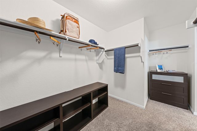 132 Dunlin LN, Leander, TX 78641