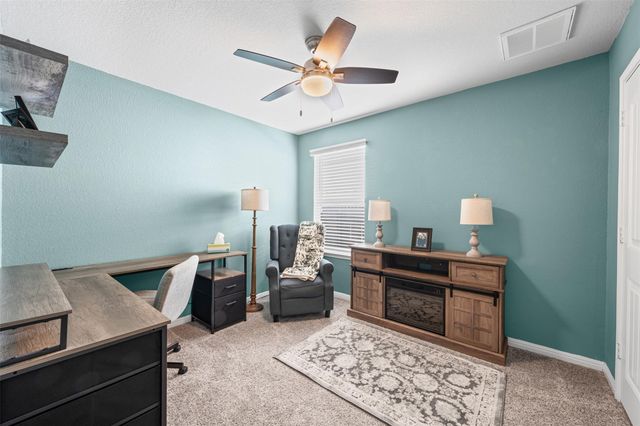 132 Dunlin LN, Leander, TX 78641