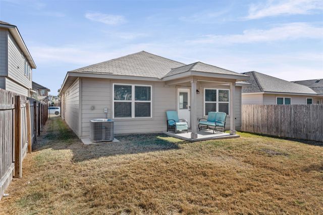 132 Dunlin LN, Leander, TX 78641