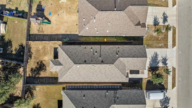 132 Dunlin LN, Leander, TX 78641