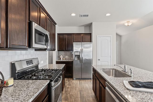 132 Dunlin LN, Leander, TX 78641