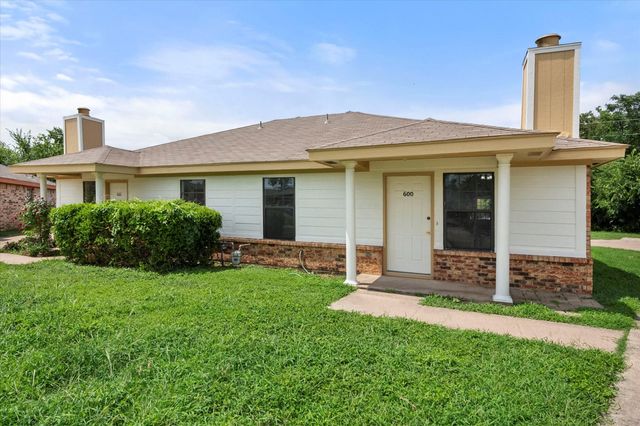 600 Renee Drive, Irving, TX 75061