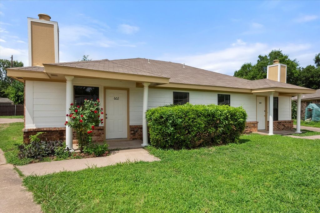 600 Renee Drive, Irving, TX 75061