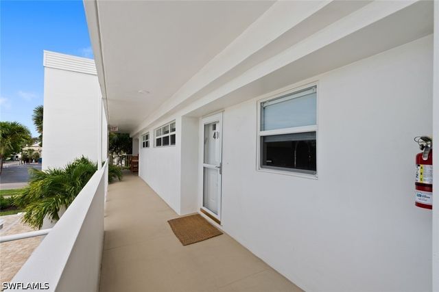 410 Broad AVE S H410, Naples, FL 34102