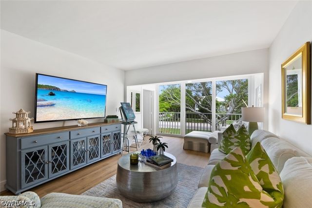 410 Broad AVE S H410, Naples, FL 34102