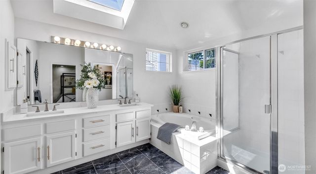 1734 Ilwaco Avenue NE, Renton, WA 98059