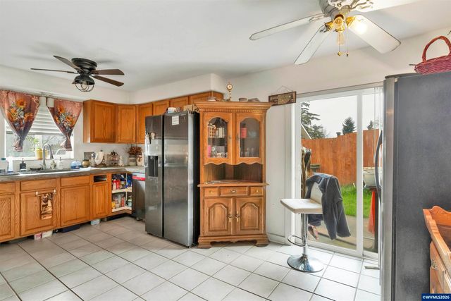 4385 York Av NE, Salem, OR 97305