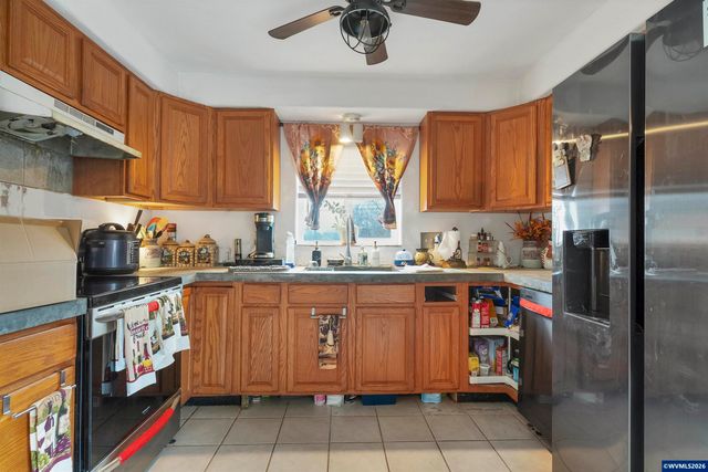 4385 York Av NE, Salem, OR 97305