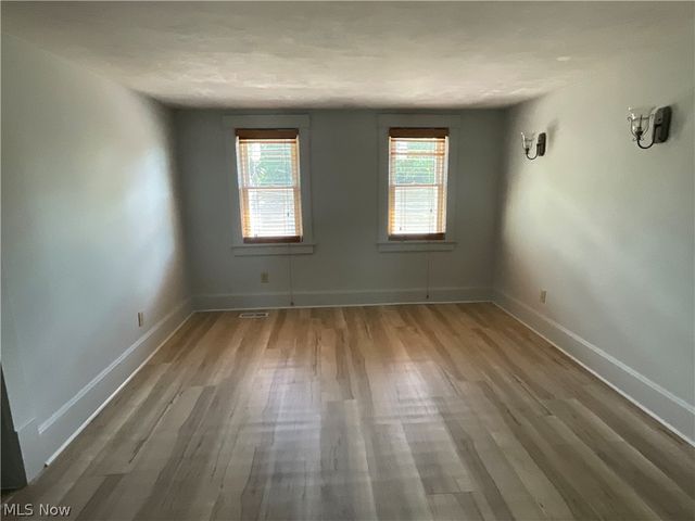 110 Bentley Street, Hubbard, OH 44425