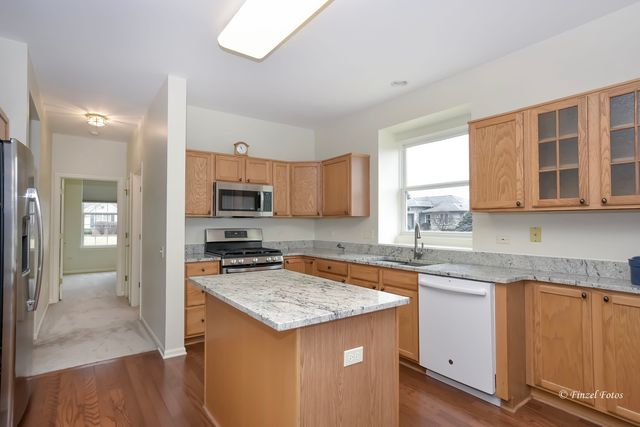 12597 Oak Grove Drive, Huntley, IL 60142