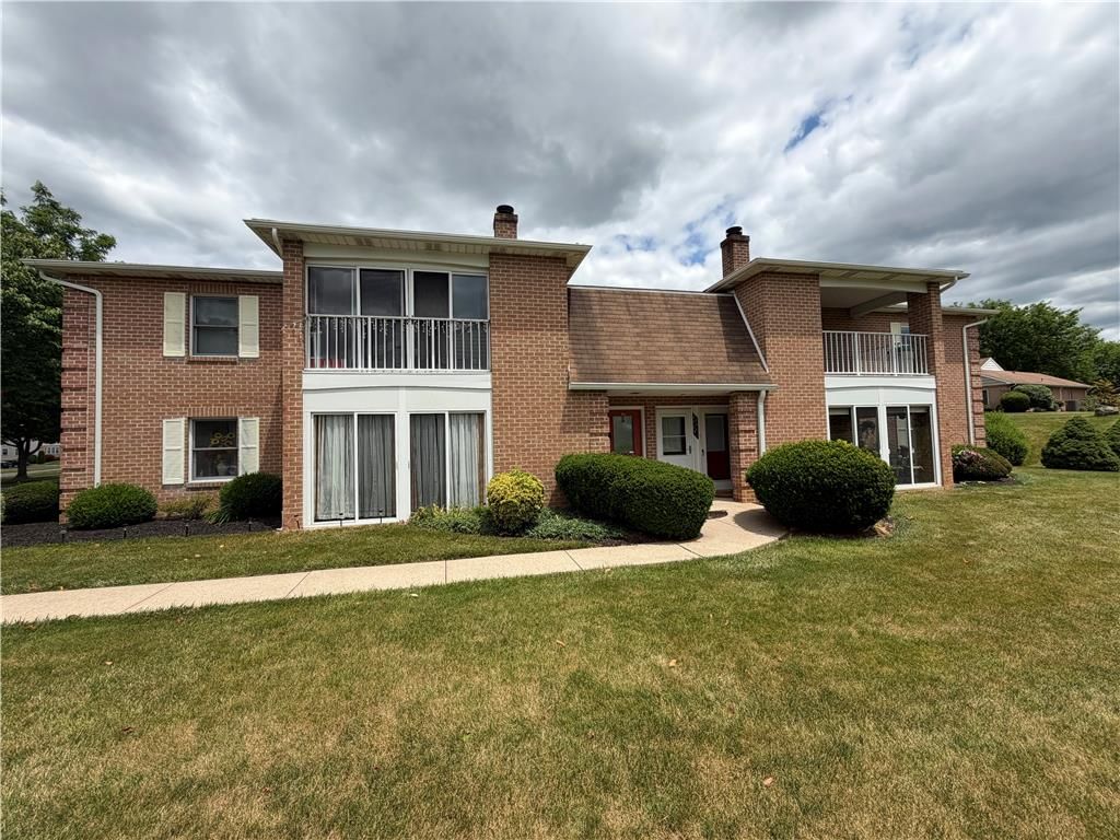 2683 Rolling Green Drive, Macungie Boro, PA 18062