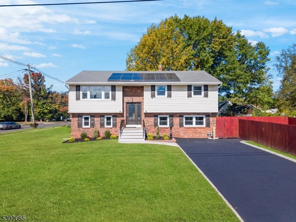 105 Firth St, South Plainfield Boro, NJ 07080